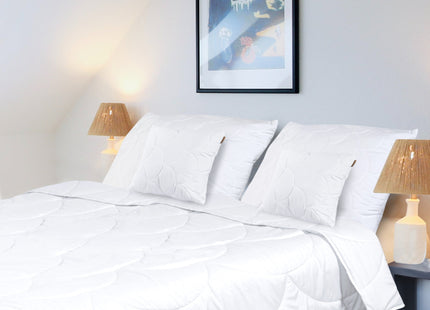 2-in-1 Dekbed - 200 x 220 cm - Wit- Dekbed zonder overtrek - Anti Allergie & Ademend - All Year Dekbed - Zomerdekbed & Winterdekbed