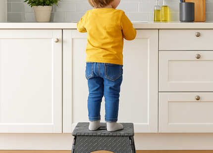 Opstapje Inklapbaar – Antislip Opstapkrukje – 150KG – Zwart - Voor Volwassenen en Kinderen